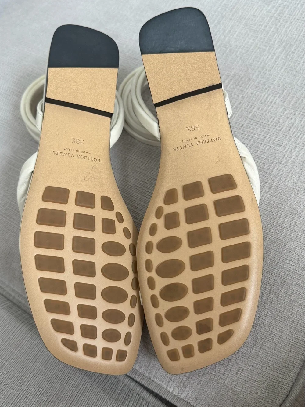 Bottega Veneta Napa Spiral flat Sandals size 38.5
